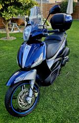 Piaggio Beverly 350 - PIAGGIO BEVERLY 350
