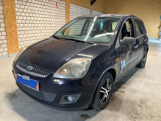 Ford Fiesta Fun X WENIG KM*8xAlufelgen*Klima+Garantie