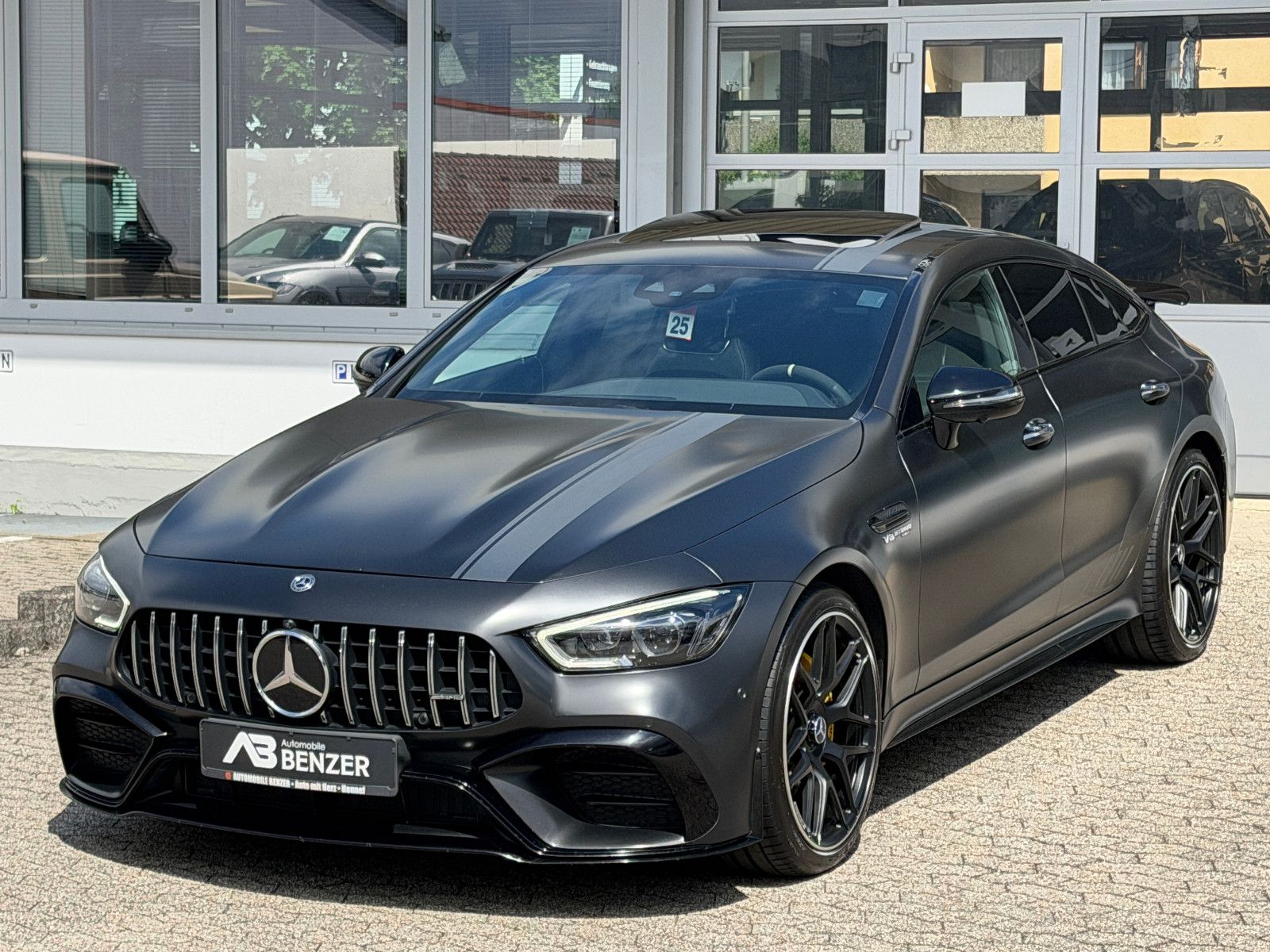 Fahrzeugabbildung Mercedes-Benz AMG GT 4 /43 4Matic+/AERO/V-8STYLING/360KAM/