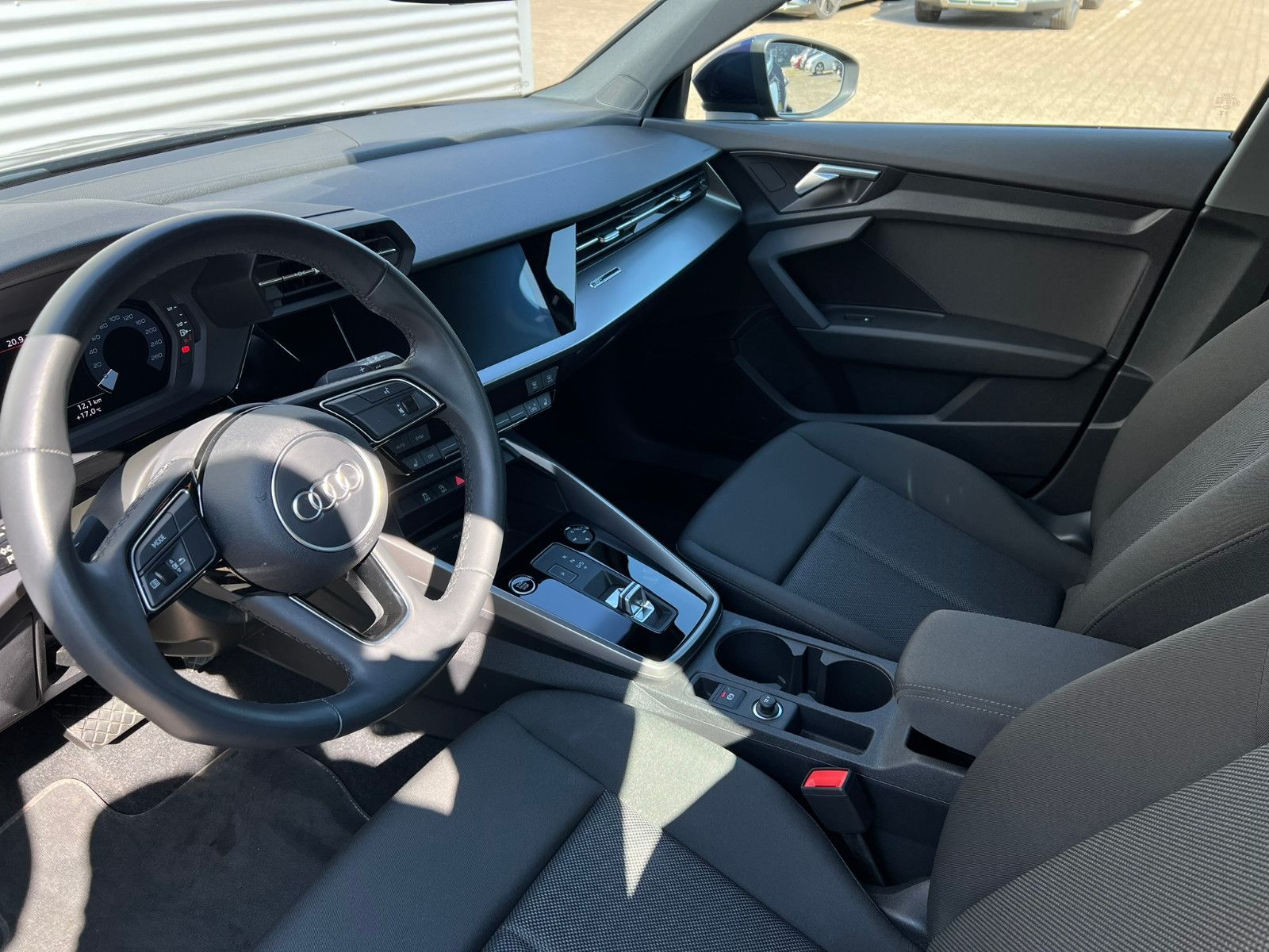 Fahrzeugabbildung Audi A3 Sportback 30 TDI S-tronic Carplay Tempomat