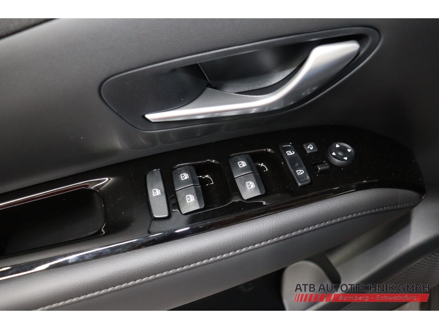 Fahrzeugabbildung Hyundai Tucson Prime 1.6 T-GDi 7-DCT 2WD Assist.-P., AHK