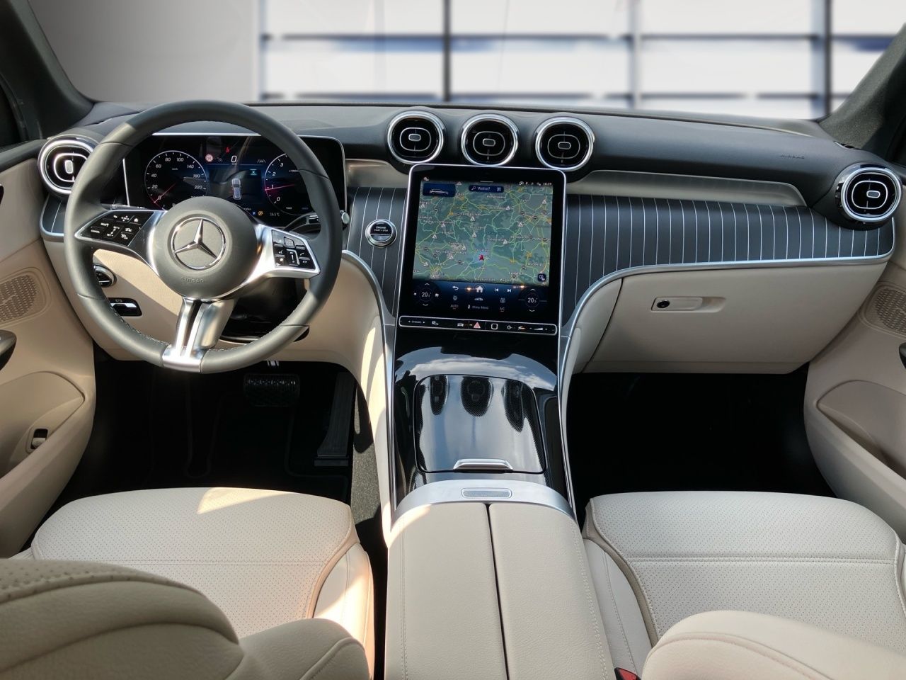Fahrzeugabbildung Mercedes-Benz GLC 200 4MATIC Avantgarde AHK LED Kamera Keyless