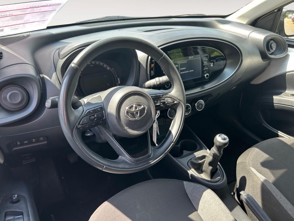 Fahrzeugabbildung Toyota Aygo X Play
