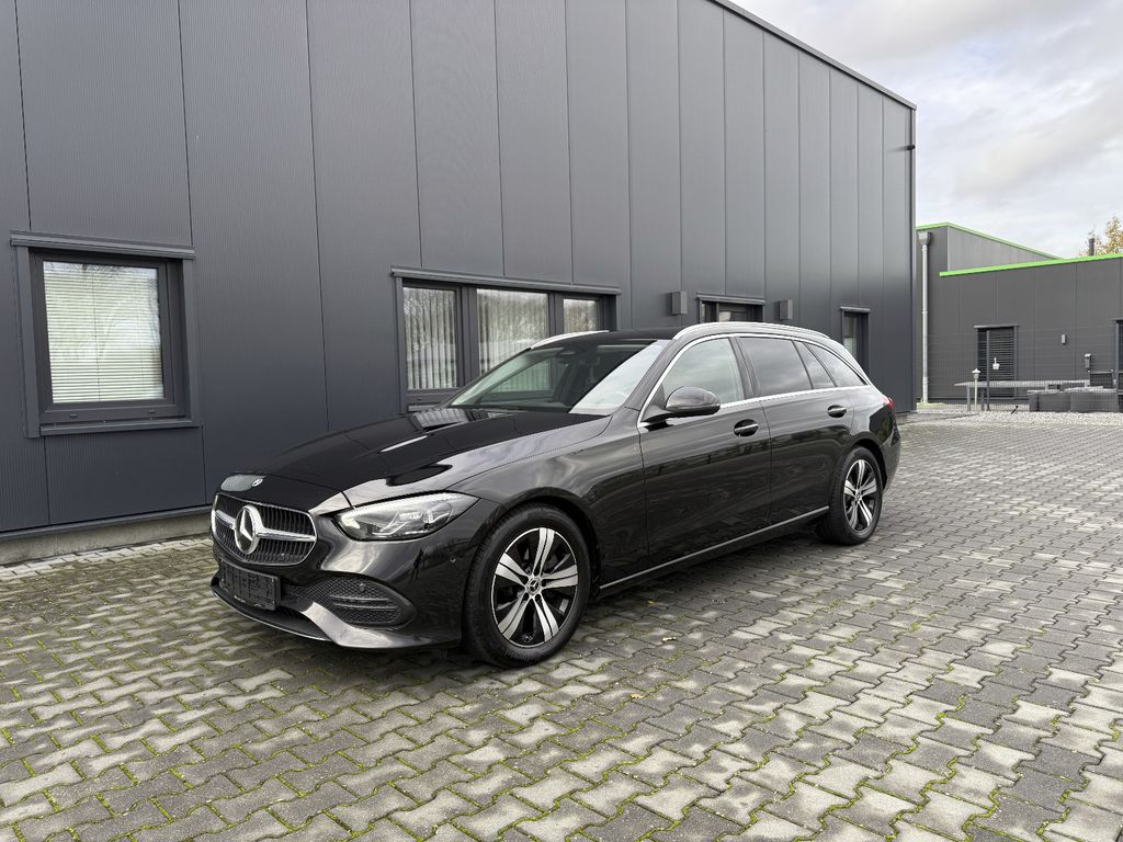Image of Mercedes-Benz C 220