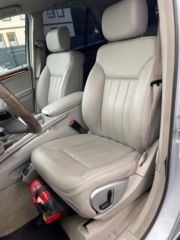 Mercedes-Benz ML 500