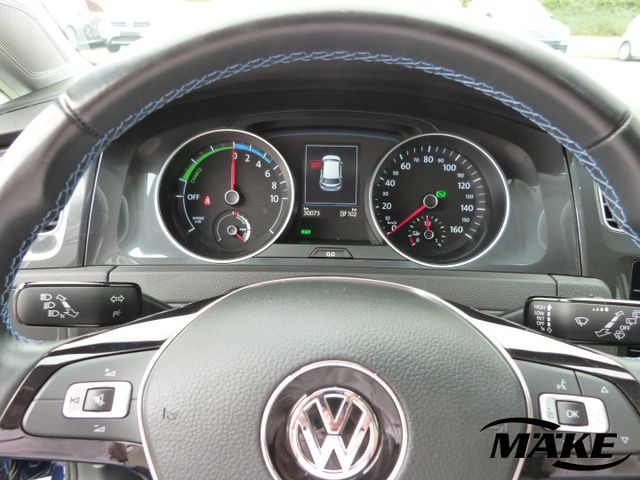 e-Golf Wärmepumpe, CCS-Ladedose, LED, Navi, SHZ,