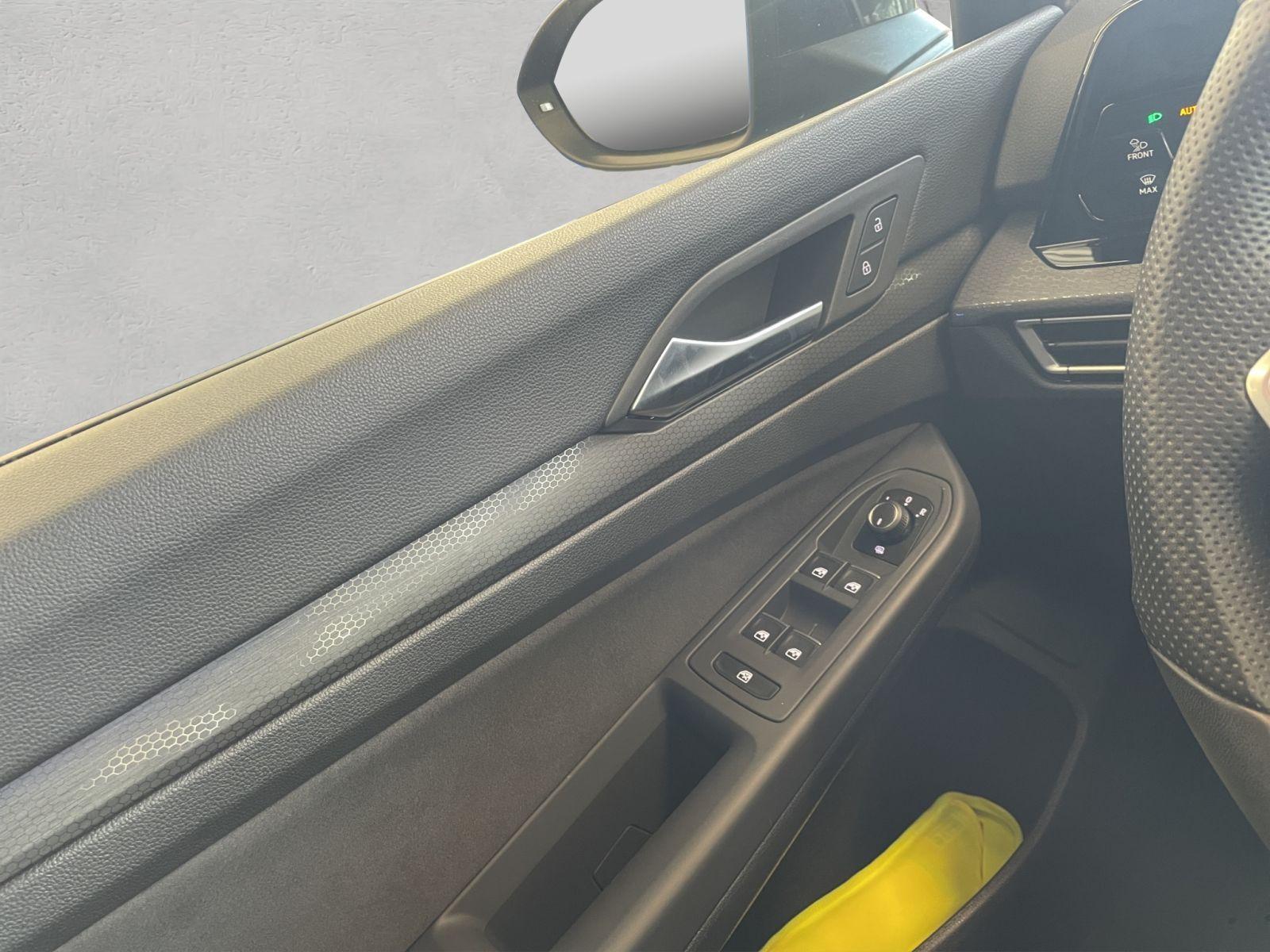 Volkswagen Golf VIII GTD 2.0 TDI DSG ACC/LED/Navi, миниатюра 17