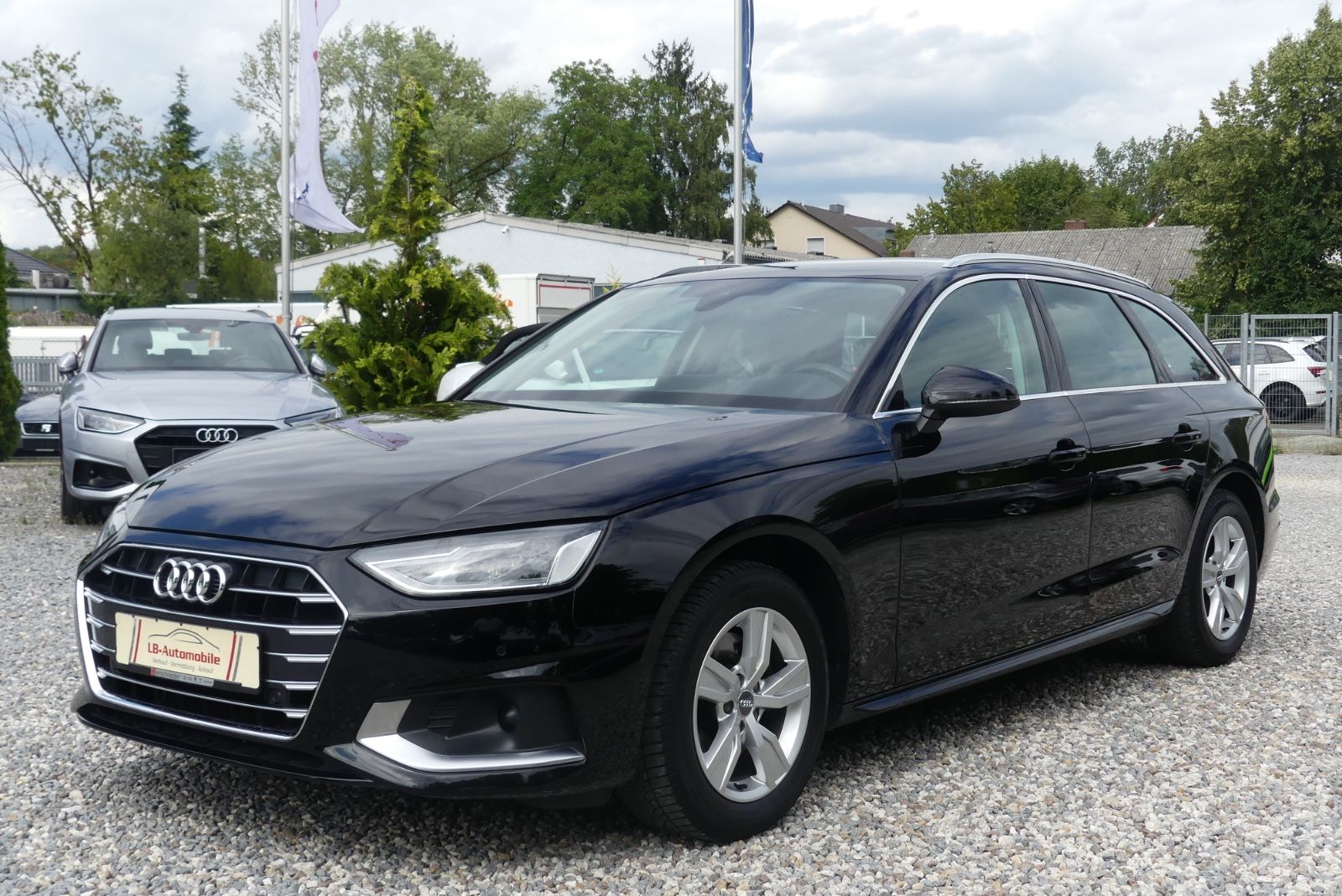 Audi A4 - 1