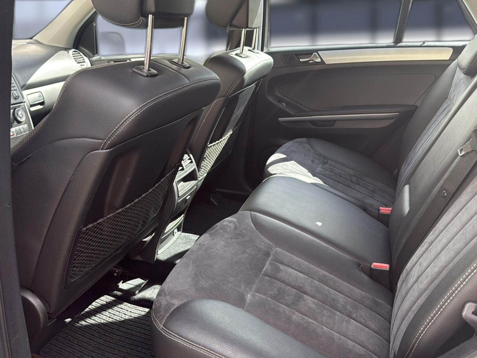 Fahrzeugabbildung Mercedes-Benz ML 280 CDI 4Matic/ AHK