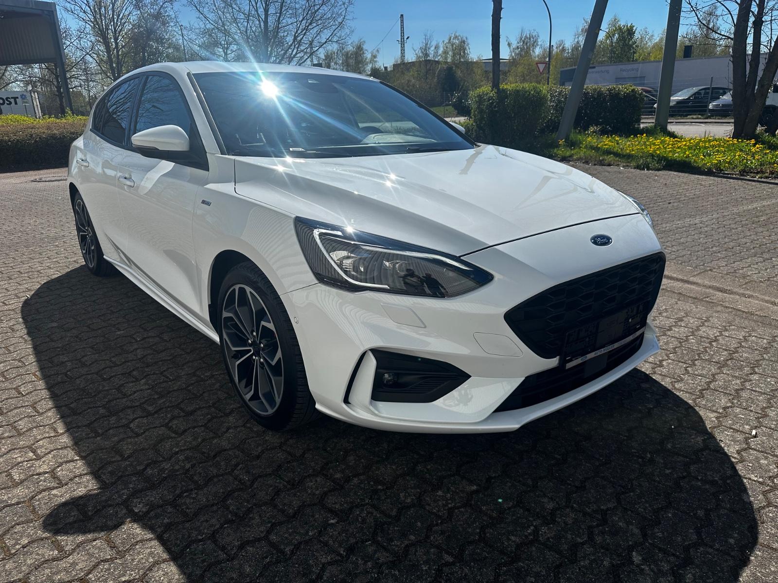 Ford Focus Lim. ST-Line