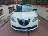 Lancia Ypsilon 0.9 TwinAir 85 CV 5 porte S&S DFN - Lancia Ypsilon mit Halbautomatikschaltung