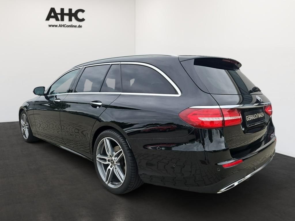 Fahrzeugabbildung Mercedes-Benz E 300 d T AMG ACC HUD Navi LED SHZ KeyLess Sport