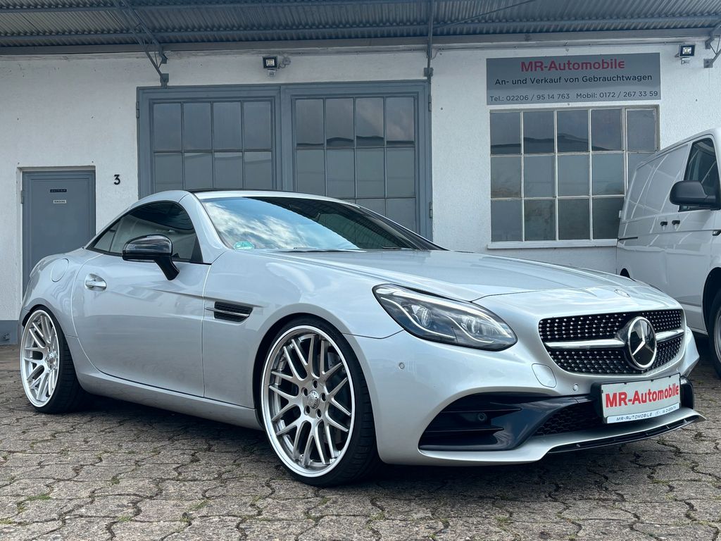 Image of Mercedes-Benz SLC 300