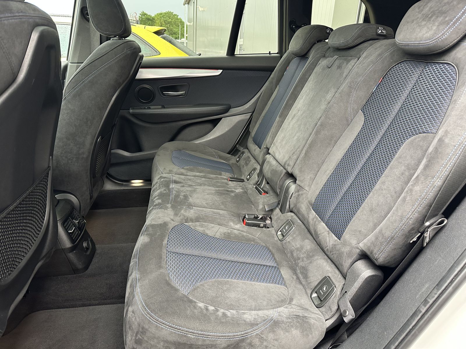 Fahrzeugabbildung BMW 220d Gran Tourer M-Sport NAV+LED+AHK+PANO+HIFI