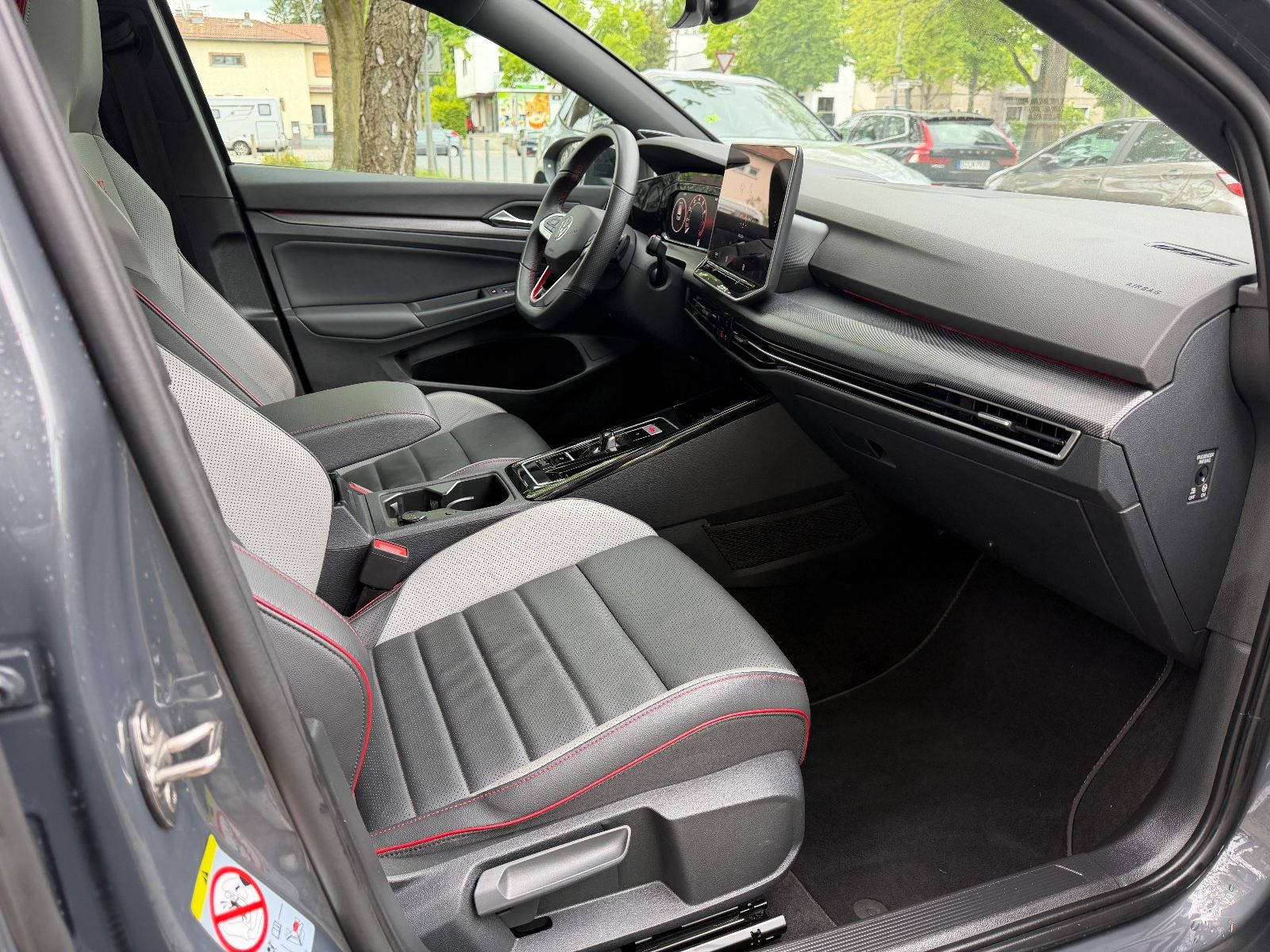 Volkswagen GTI Clubsport Akrapovic / Pano /Leder /360Cam foto 12