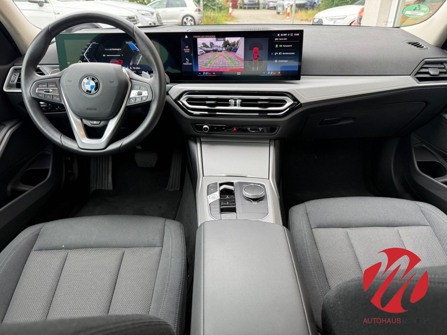 BMW 320 d Facelift Navi HUD GSD Laser LED Temp Parkl foto 13