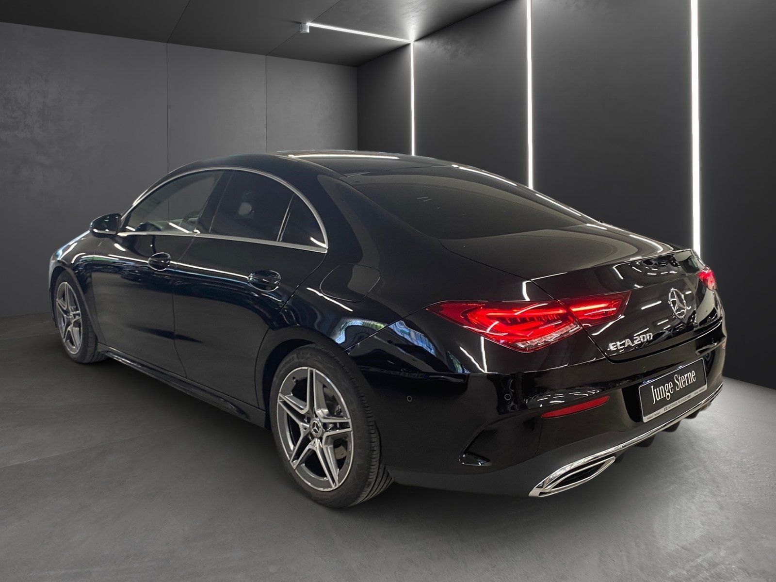 Fahrzeugabbildung Mercedes-Benz CLA 200 AMG*Pano*Distro*Totwink*Ambiente*LED*KAM