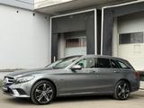 Mercedes-Benz C 300 e Avantgarde LED Comand Midline Rü-Kamera - Mercedes-Benz C 300 mit Hybrid-Antrieb: Automatik