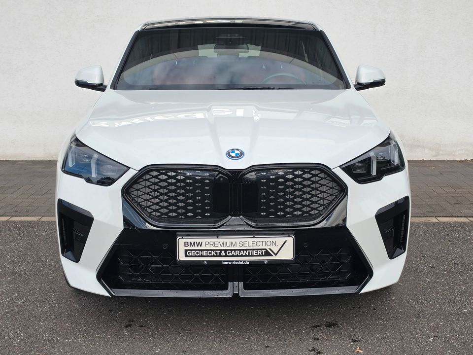 BMW ix2 xDrive30 M SportpaketPro Pano Head-Up DAPro foto 5