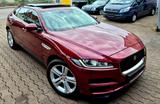 Jaguar F-PACE 3,0d Portfolio AWD/Voll-AHK-PANO-1.Hand - Jaguar F-Pace in Stuttgart