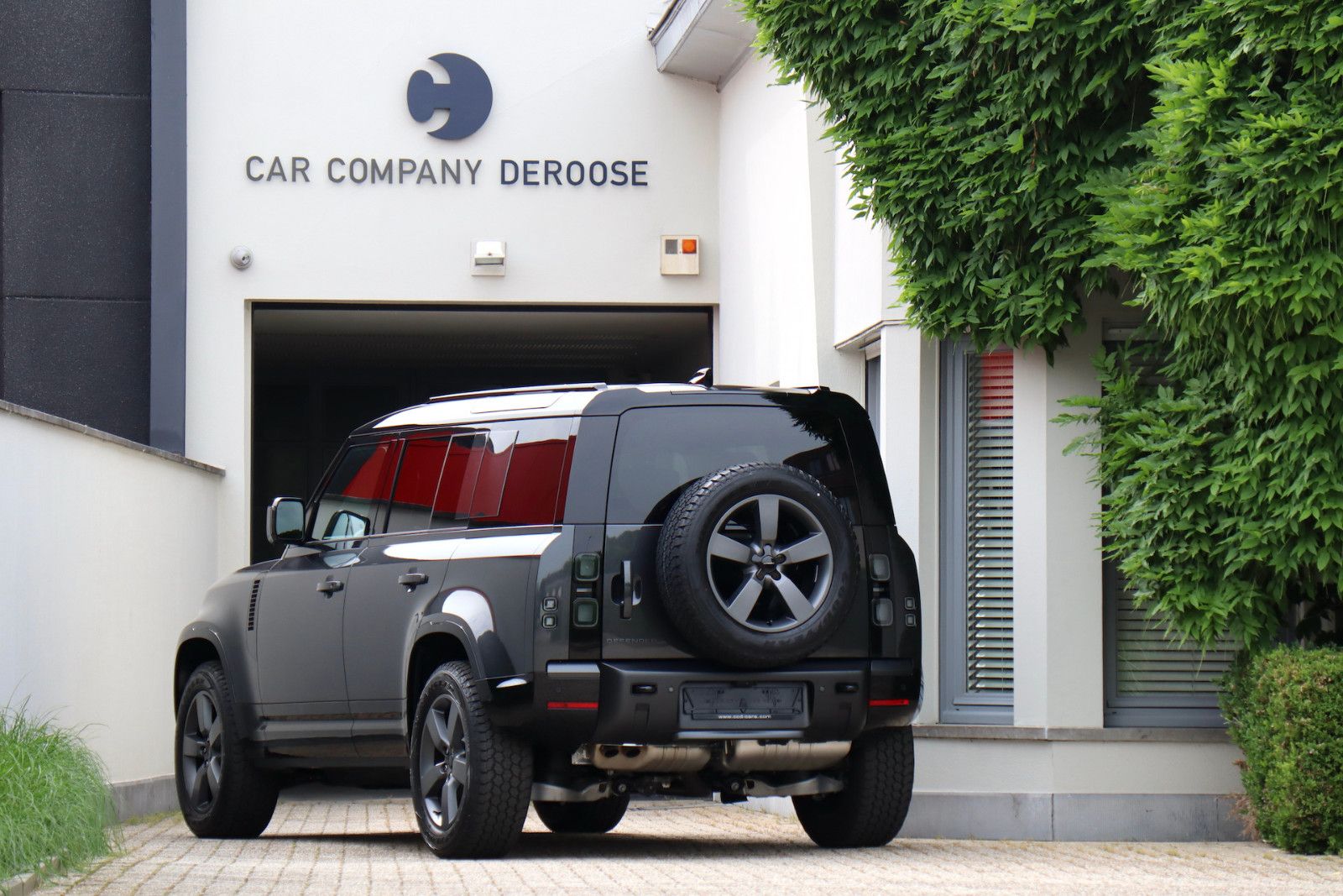 Land Rover Defender 110 D250 X-Dynamic HSE - PANO / AHK !! imagem 3