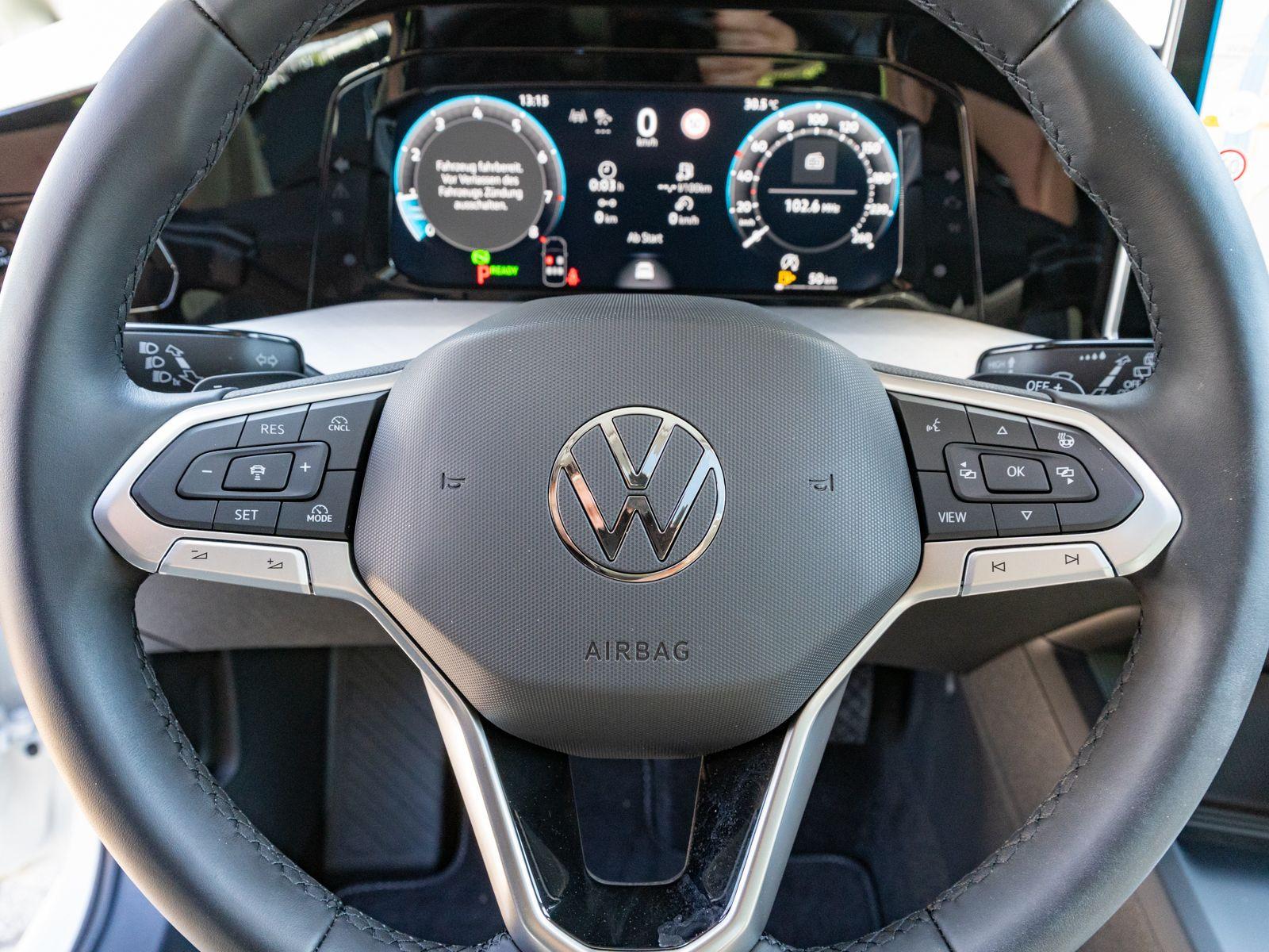 Volkswagen Golf Life 1.5TSI DSG LED Nav 360° PANO Stdhz AHK, миниатюра 18