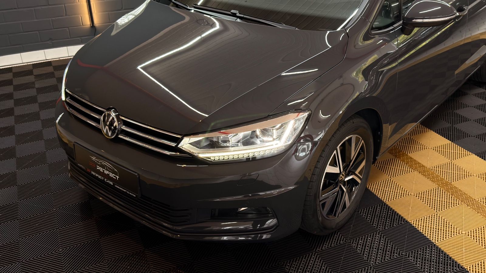VW Touran Touran Highline AHK|Dynaudio|Massage|7-Si|Kamera Vorschau 8