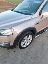 Chevrolet Captiva 2.2 - Chevrolet Captiva in Stuttgart