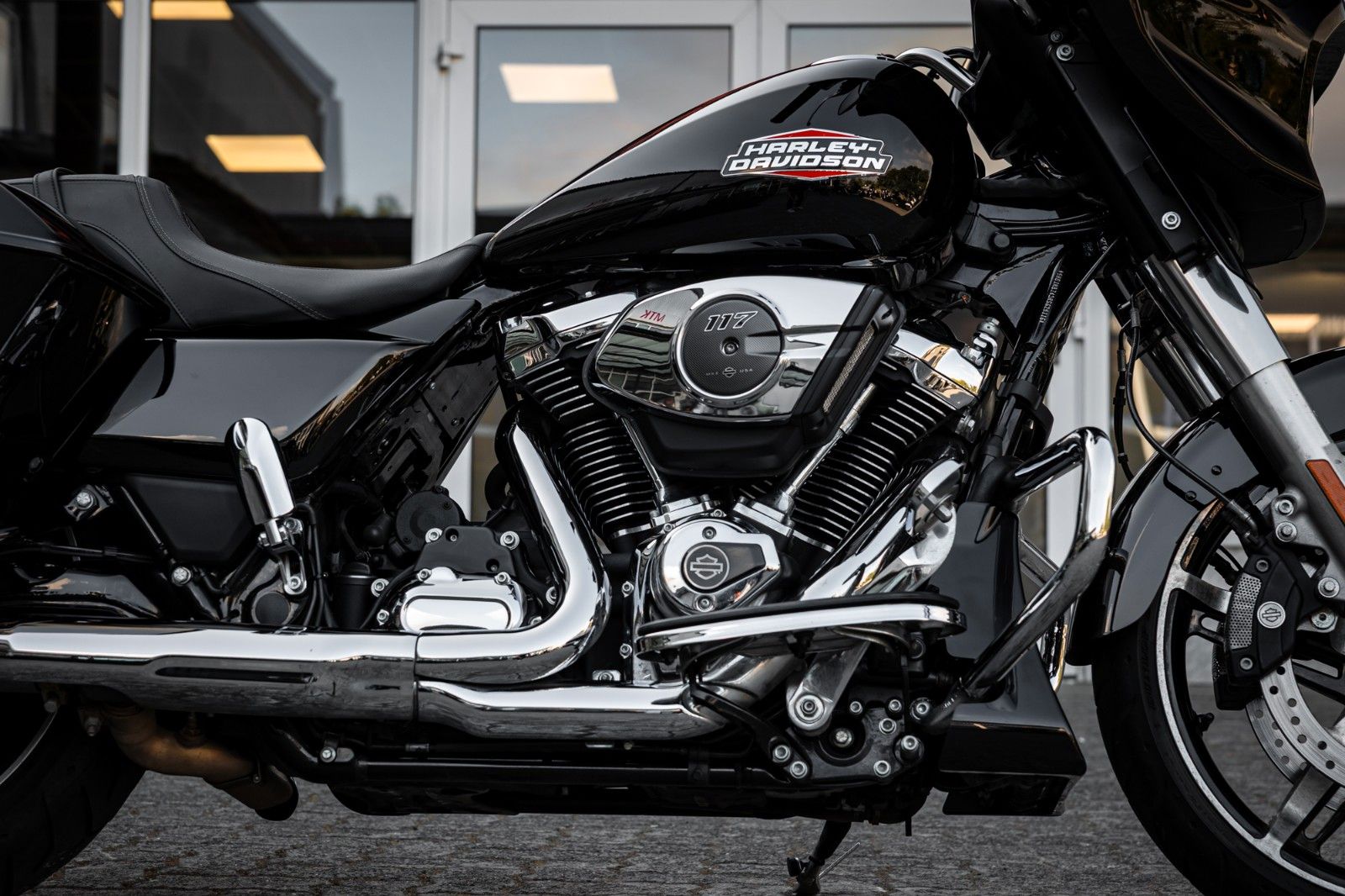 Fahrzeugabbildung Harley-Davidson Street Glide FLHX MY24 117cui- Kesstech