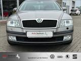 Skoda Octavia 2.0 FSI Elegance Standheizung Xenon - Skoda Octavia: Fsi