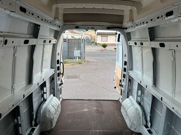 Renault Master - 11