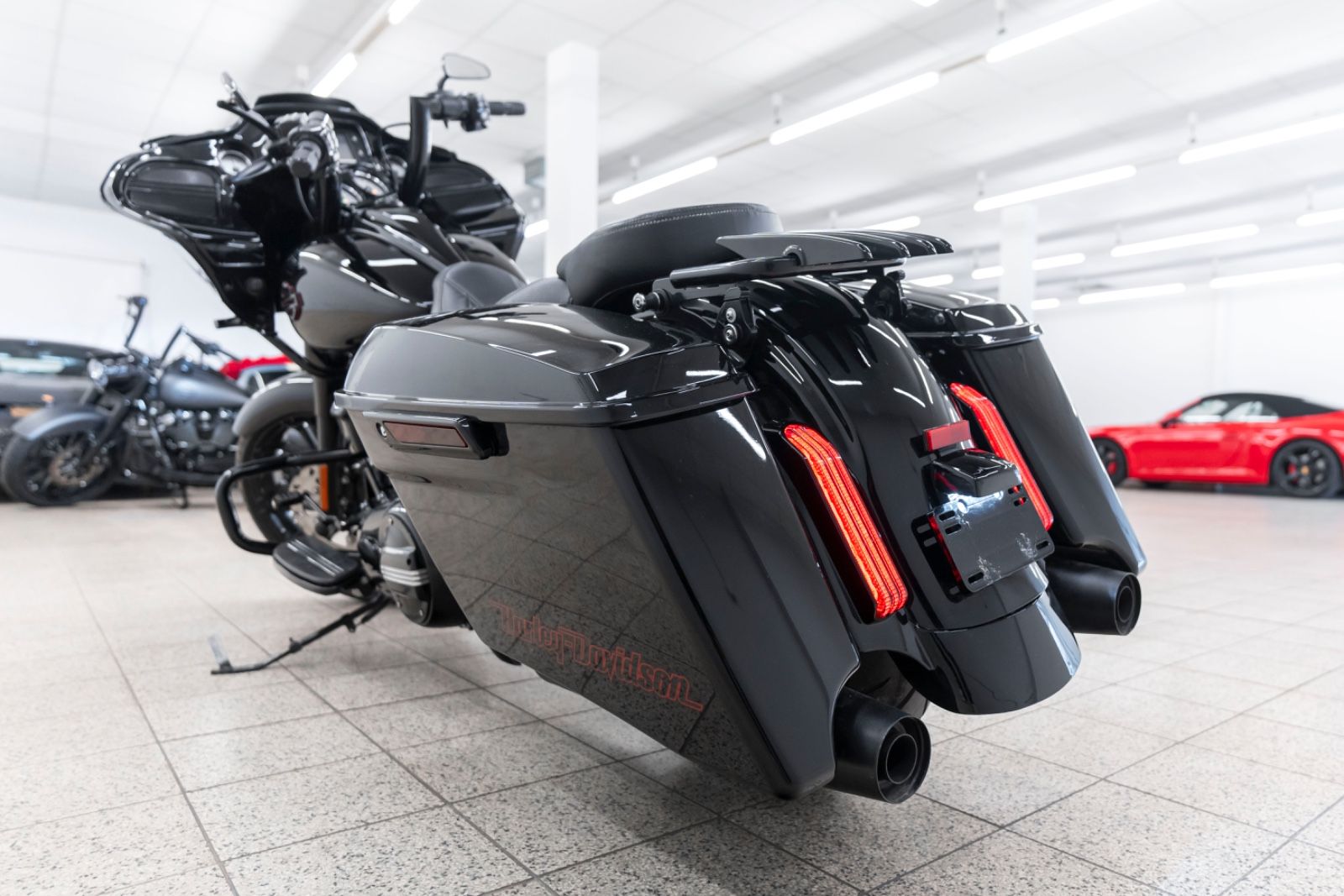 Fahrzeugabbildung Harley-Davidson FLTRXS ROAD GLIDE SPECIAL