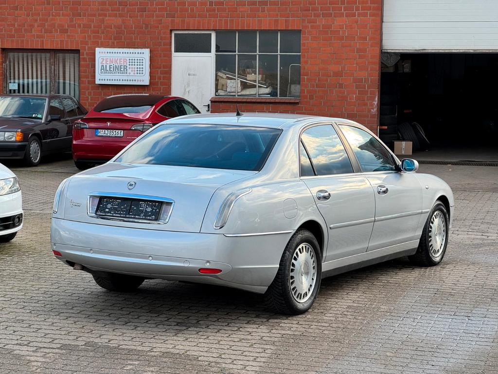 Lancia Thesis