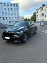 BMW X6 M 40d Bose Checkheft Premium Select... - BMW X6 M mit Diesel-Antrieb