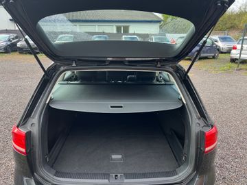 Volkswagen Passat Variant - 12