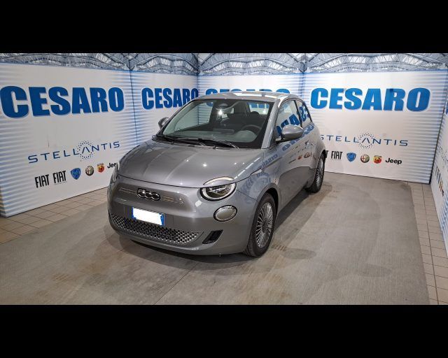 Fiat FIAT 500e 42 kWh 120cv imagem 2