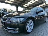 BMW 325 3.0d 6-Zylinder Leder Navi-Prof Glasdach PDC - BMW 325 mit Diesel-Antrieb: Sportwagen