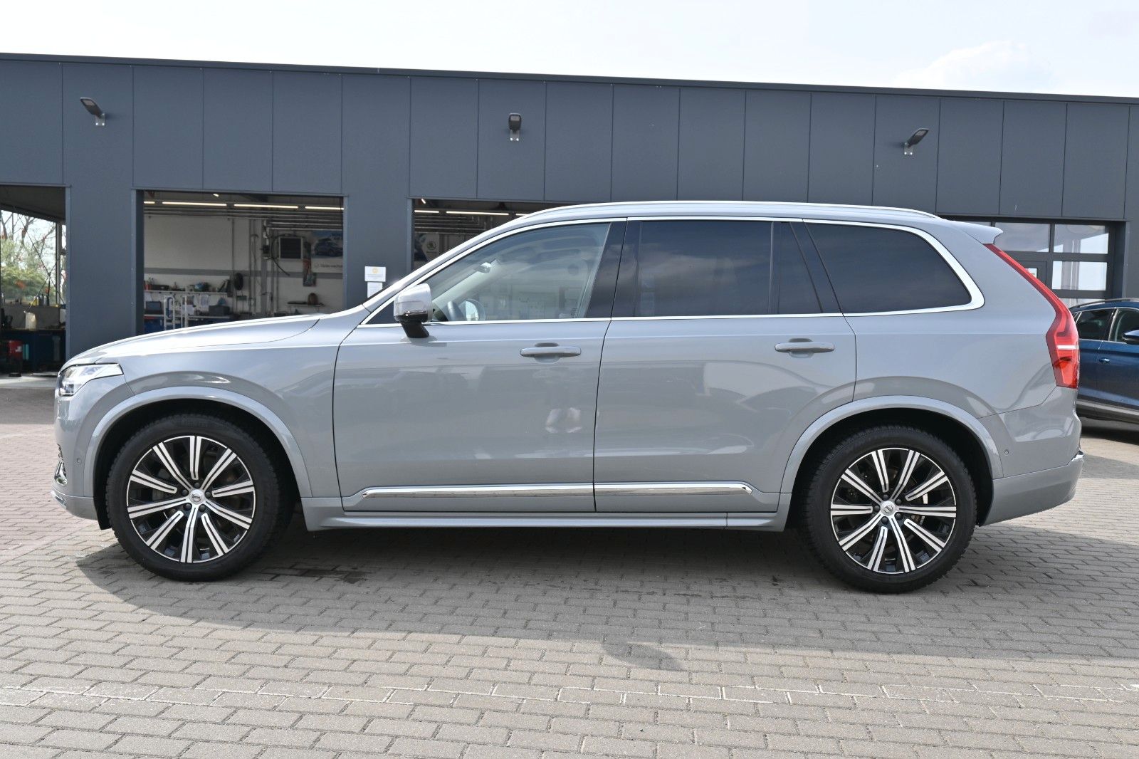 Fahrzeugabbildung Volvo XC90 B5 D AWD Ultimate Bright*STHZ*LUFT*360°*AHK