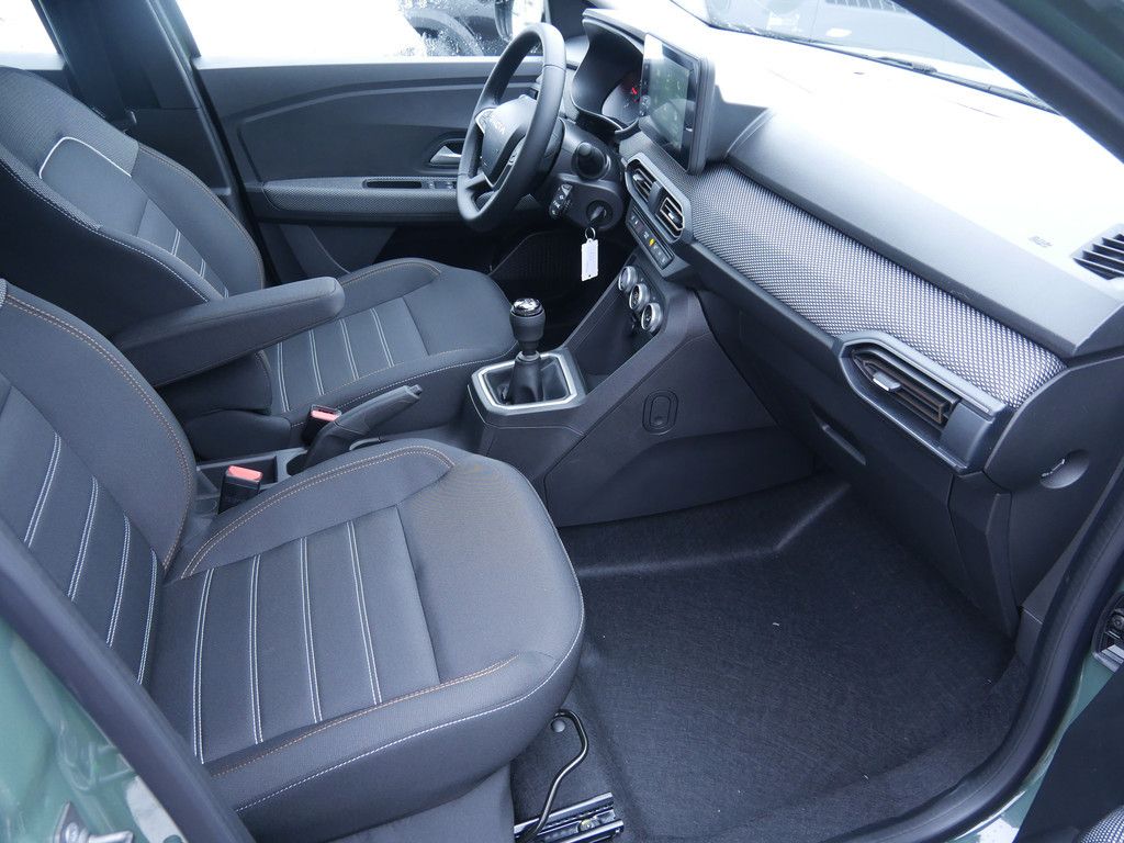 Fahrzeugabbildung Dacia Sandero Stepway Expression TCe 90