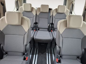 Volkswagen T7 Multivan - 8