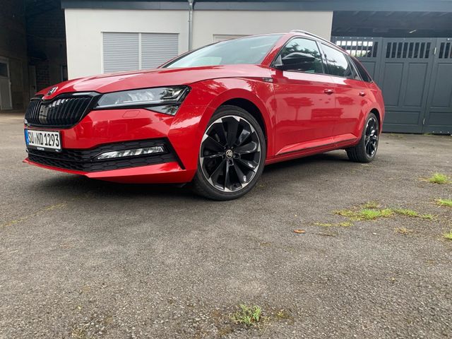 Skoda Superb 2.0 TSI fast voll AHK Sportli...