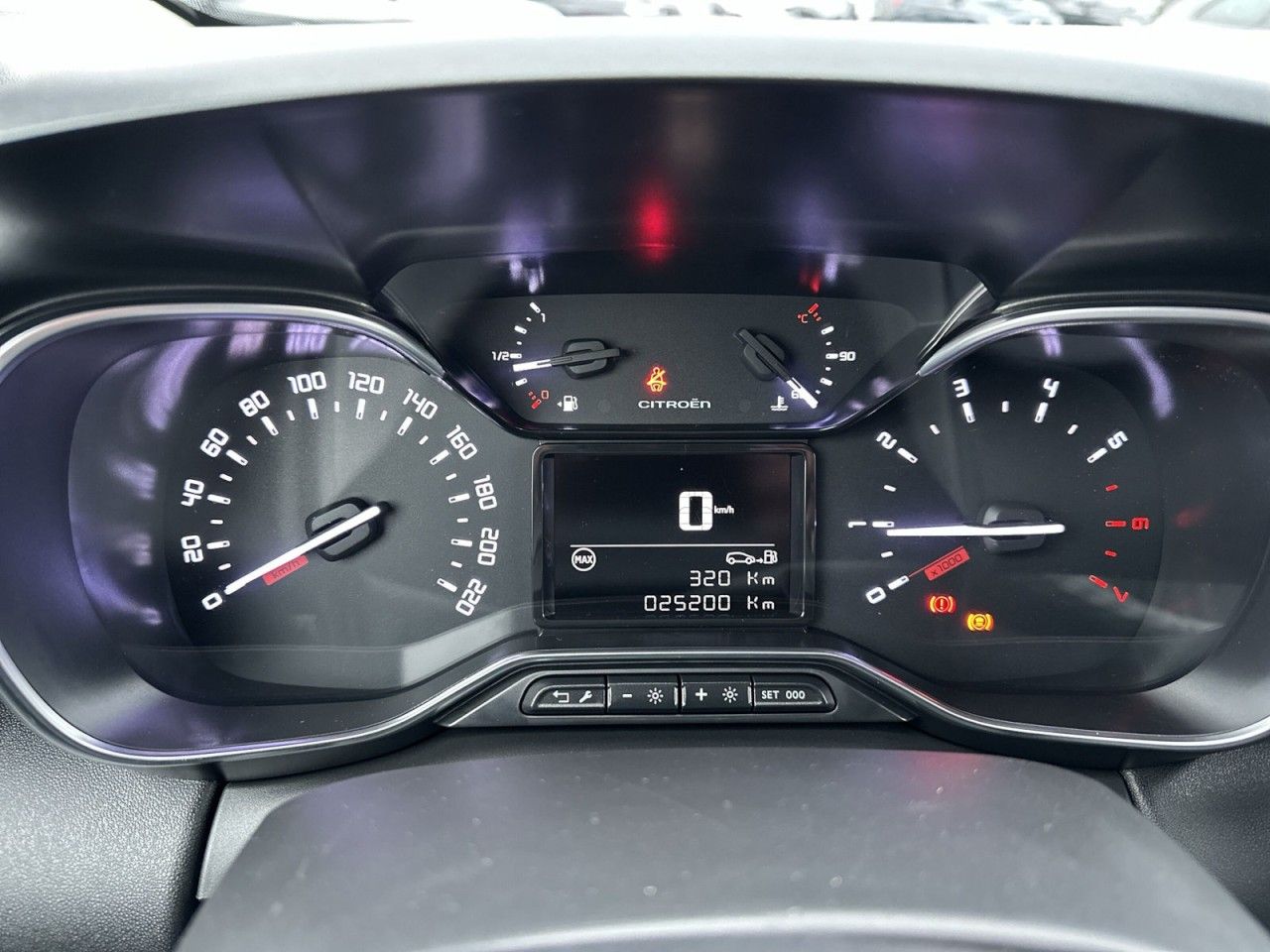 Fahrzeugabbildung Citroën C3 Aircross PureTech 110 S&S Max