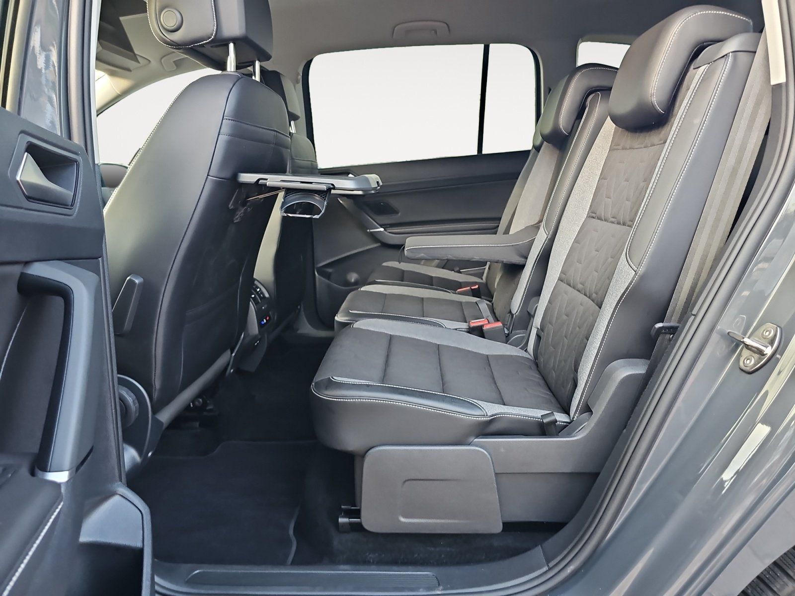 Volkswagen Touran - Bild 9
