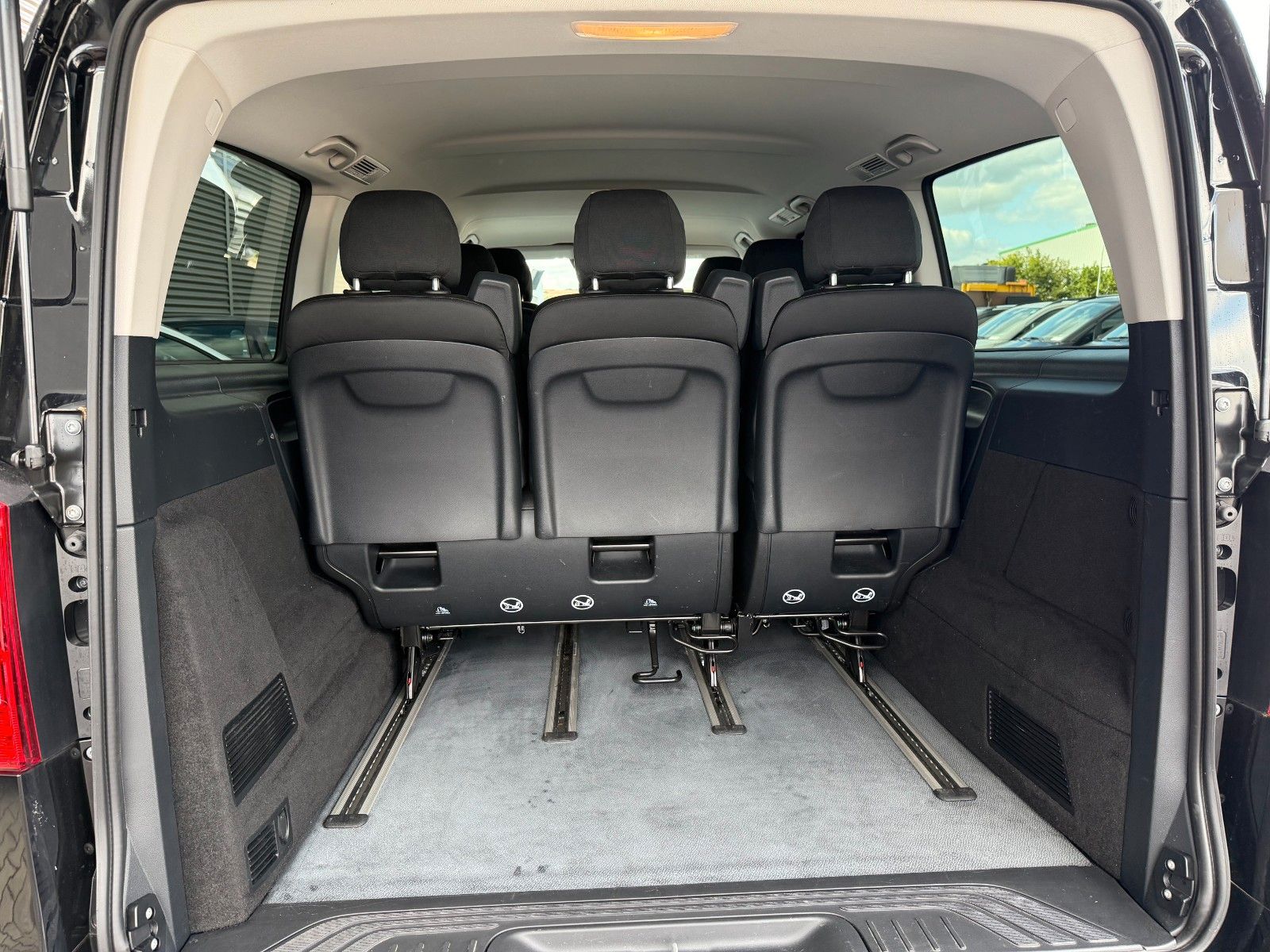 Fahrzeugabbildung Mercedes-Benz Vito 116 CDI 9G Tourer AHK2,5to 2xKlima