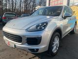 Porsche Cayenne 3.6 Sport LED Pano Kamera SHZ - gebrauchte Porsche Cayenne aus dem Jahr 2016