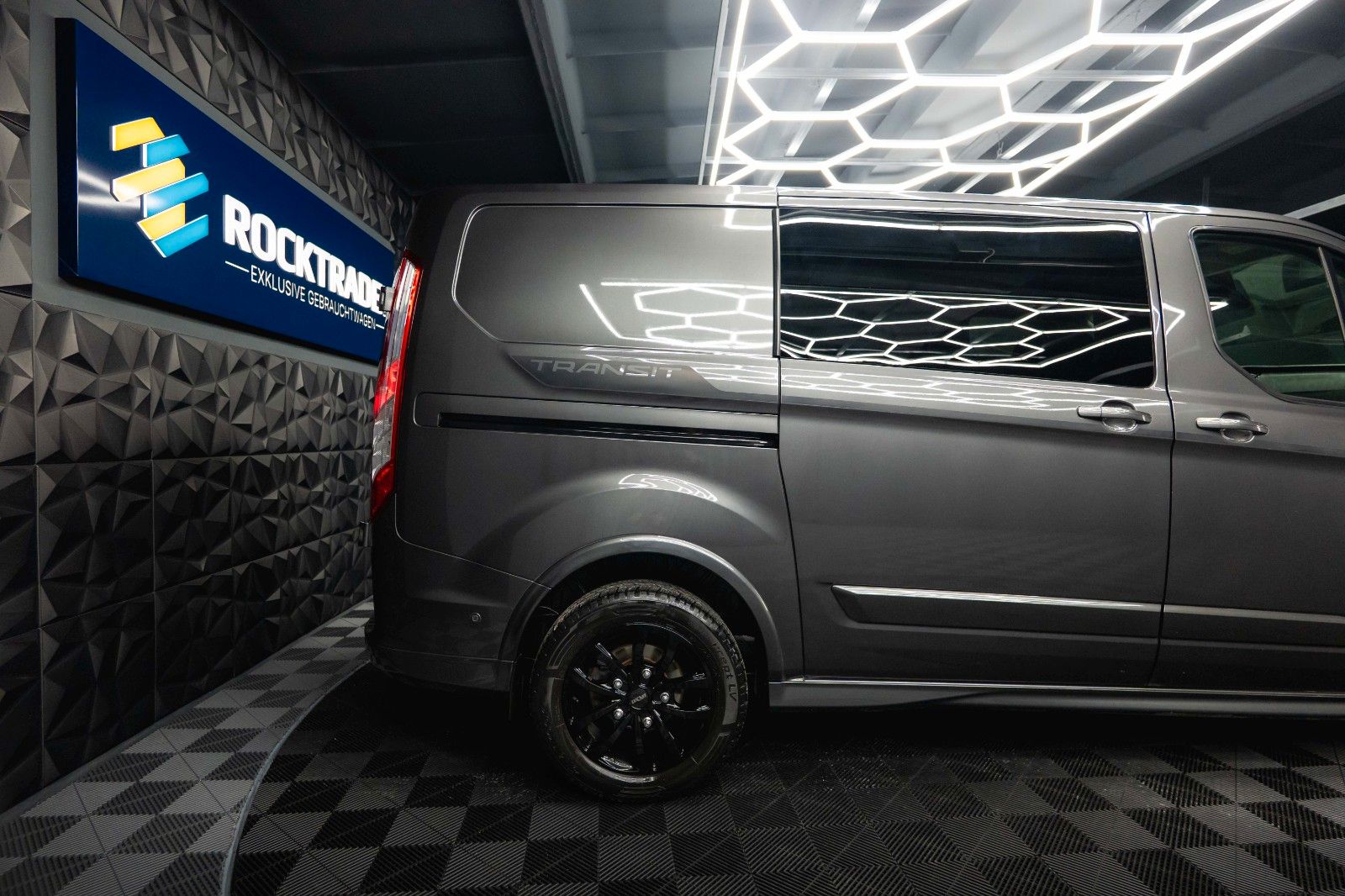 Fahrzeugabbildung Ford Transit Custom Kombi 320 L1 Mixto Sport *LED*19%