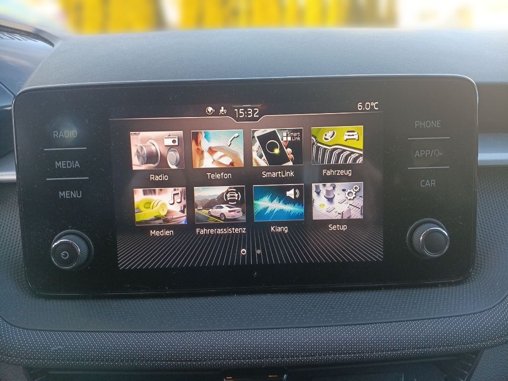 Fahrzeugabbildung SKODA FABIA 1.0 TSI Selection GRA PDC Sitzheiz.