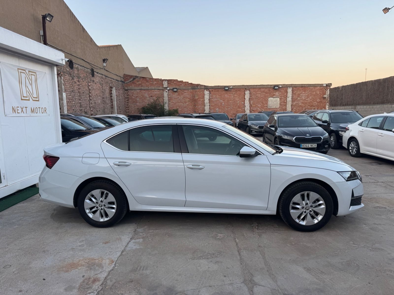 Skoda Octavia Lim. 1.5 TSI mHEV 110 kW Selection imagem 3