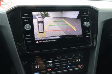 Volkswagen Passat 2.0 TDI Elegance ACC+MATRIX+CARPLAY+AHK