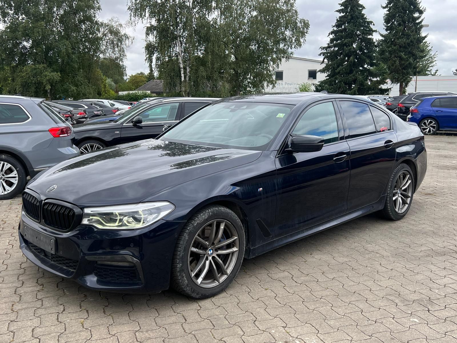 BMW 530 d xDrive M Sport 3.0 TDI SCH.-D./CAM/ACC